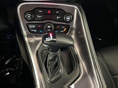 Used 2016 Dodge Challenger SXT Plus RWD image 17