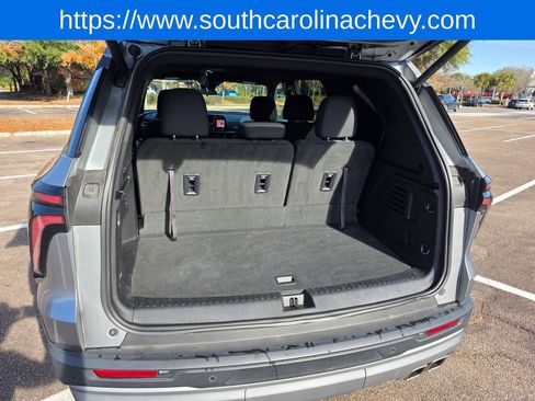 Certified 2024 Chevrolet Traverse LT image 35