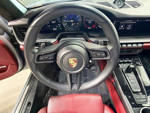 Used 2020 Porsche 911 Carrera S RWD image 36