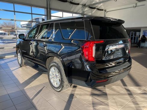 Used 2023 GMC Yukon SLE w/ Gmc Pro Safety Plus Package image 5