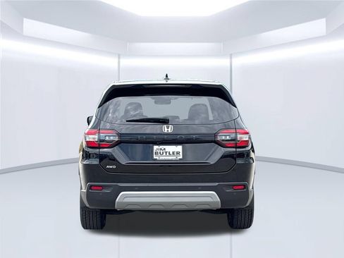 Used 2025 Honda Pilot EX-L image 5