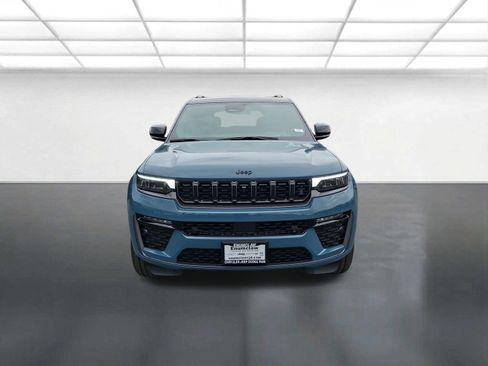 New 2026 Jeep Grand Cherokee Summit AWD/4WD image 8