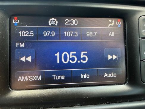 Used 2015 Chrysler 200 C FWD image 16