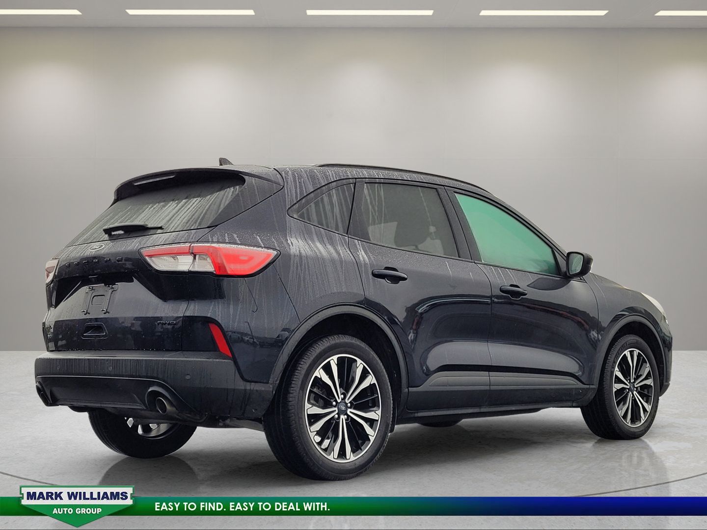 Used 2021 Ford Escape SEL w/ SEL Stealth AWD Package image 4