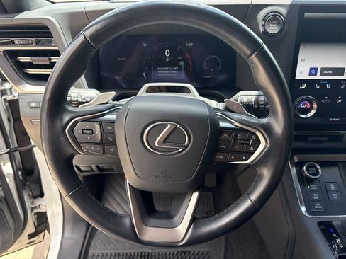 Used 2024 Lexus GX 550 AWD/4WD image 25