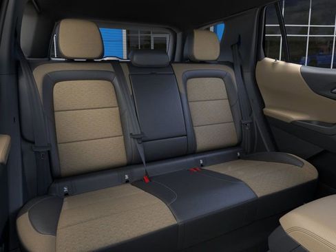 New 2026 Chevrolet Equinox ACTIV w/ Convenience Package III image 17