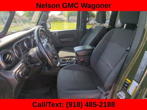 Used 2021 Jeep Wrangler Unlimited Sport AWD/4WD image 11