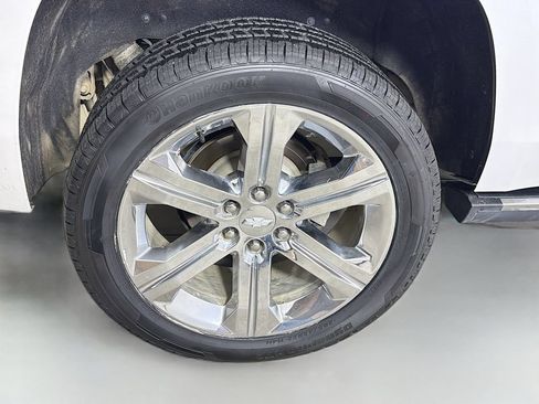 Used 2017 Chevrolet Tahoe Premier AWD/4WD image 31