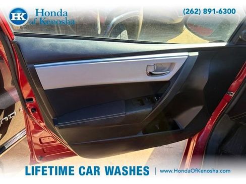 Used 2014 Toyota Corolla LE FWD image 5