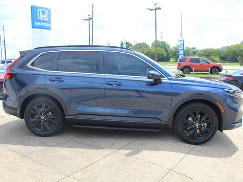 Used 2025 Honda CR-V Sport Touring image 3
