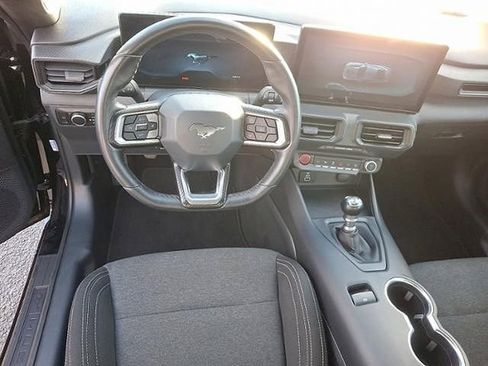 Used 2025 Ford Mustang GT image 13