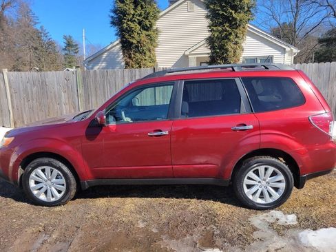 Used 2012 Subaru Forester 2.5X Limited image 1