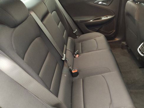 Used 2025 Chevrolet Malibu LT image 19