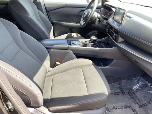 Used 2024 Nissan Rogue S AWD/4WD image 20