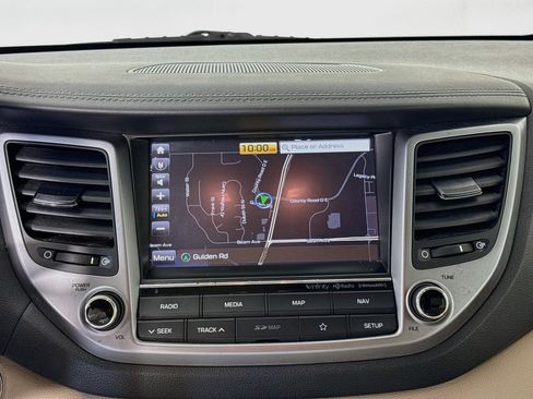 Used 2018 Hyundai Tucson SEL Plus AWD/4WD image 13