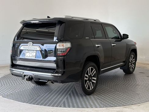 Used 2018 Toyota 4Runner Limited AWD/4WD image 9