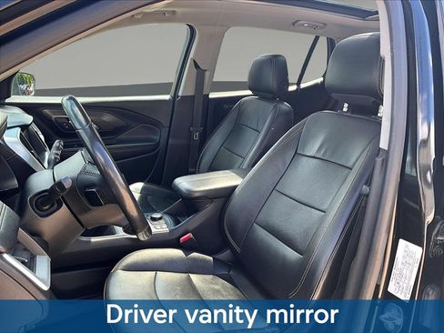 Used 2019 GMC Terrain SLT w/ GMC Pro Grade Package AWD/4WD image 25