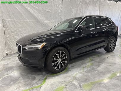 Used 2018 Volvo XC60 T5 Momentum w/ Vision Package