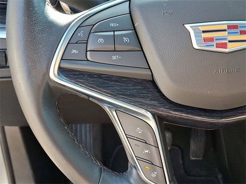 Used 2023 Cadillac XT5 Premium Luxury image 22
