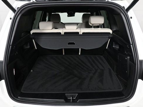 Certified 2025 Mercedes-Benz GLB 250 image 29