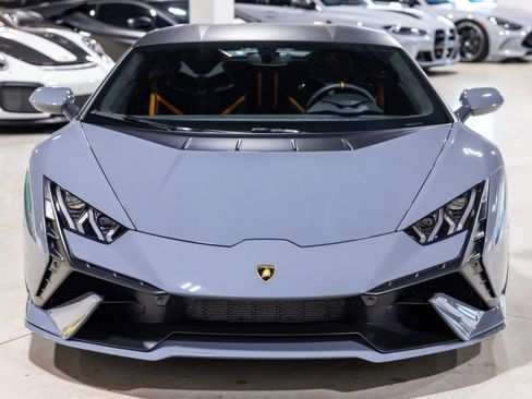 Used 2023 Lamborghini Huracan Tecnica image 11