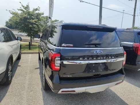 Used 2023 Ford Expedition Limited AWD/4WD image 6