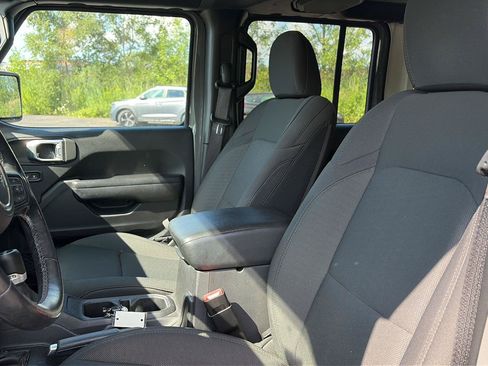 Used 2020 Jeep Wrangler Unlimited Sport AWD/4WD image 4