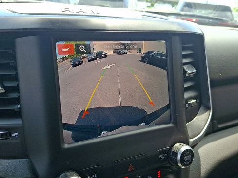Used 2023 RAM 1500 Big Horn AWD/4WD image 16