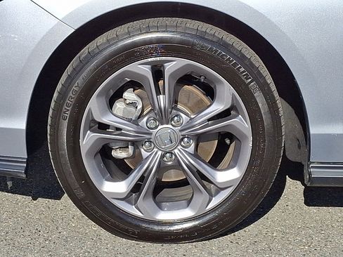 Used 2024 Honda Accord EX image 8