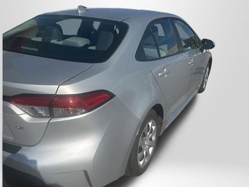 Used 2023 Toyota Corolla LE image 7