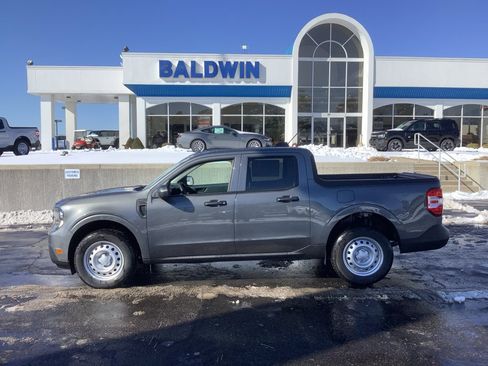 New 2026 Ford Maverick XL image 3