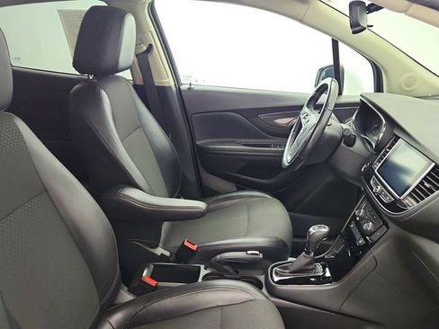 Used 2019 Buick Encore Preferred AWD/4WD image 23