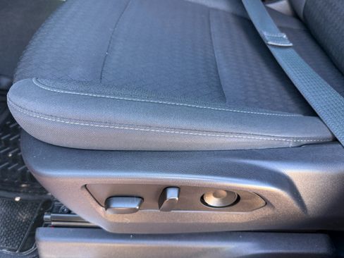 Used 2022 GMC Sierra 1500 Elevation w/ LPO, Elevation Black Package image 17