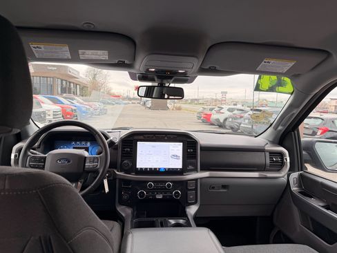 Used 2024 Ford F150 XLT w/ Mobile Office Package image 8