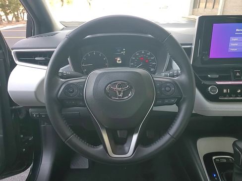 Certified 2025 Toyota Corolla SE image 13