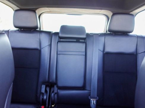 Used 2022 Jeep Grand Cherokee Laredo X image 15