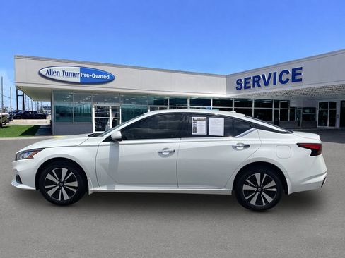 Used 2022 Nissan Altima 2.5 SL AWD/4WD image 5