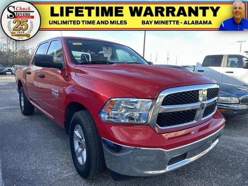 Used 2022 RAM 1500 Classic SLT image 1