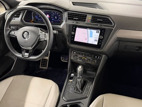 Used 2019 Volkswagen Tiguan SEL Premium R-Line FWD image 14