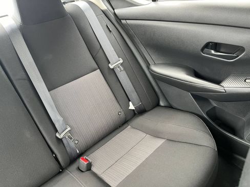 Used 2025 Nissan Sentra SV FWD image 42