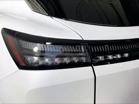 New 2026 Nissan Murano SV AWD/4WD image 30