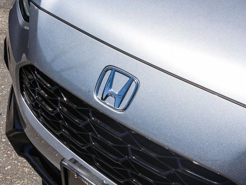 Used 2023 Honda HR-V EX-L image 11