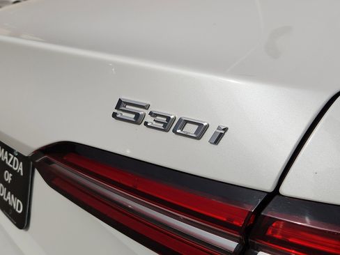 Used 2024 BMW 530i RWD image 10
