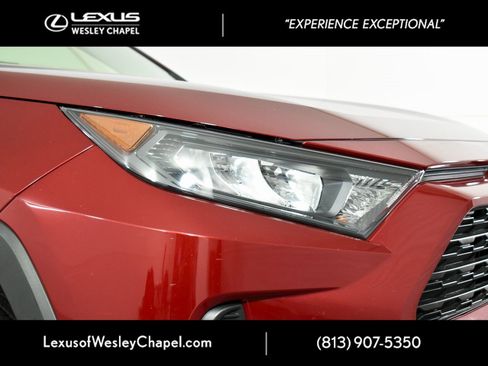 Used 2021 Toyota RAV4 LE image 3