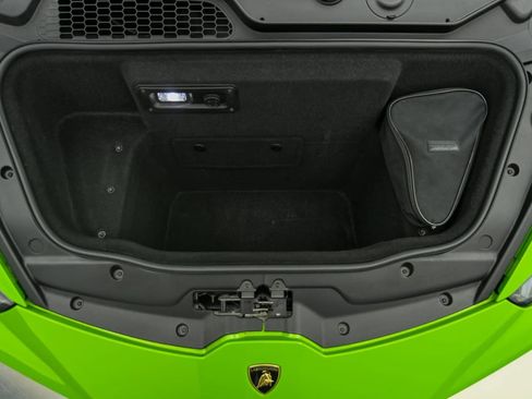 Used 2020 Lamborghini Huracan EVO AWD/4WD image 22