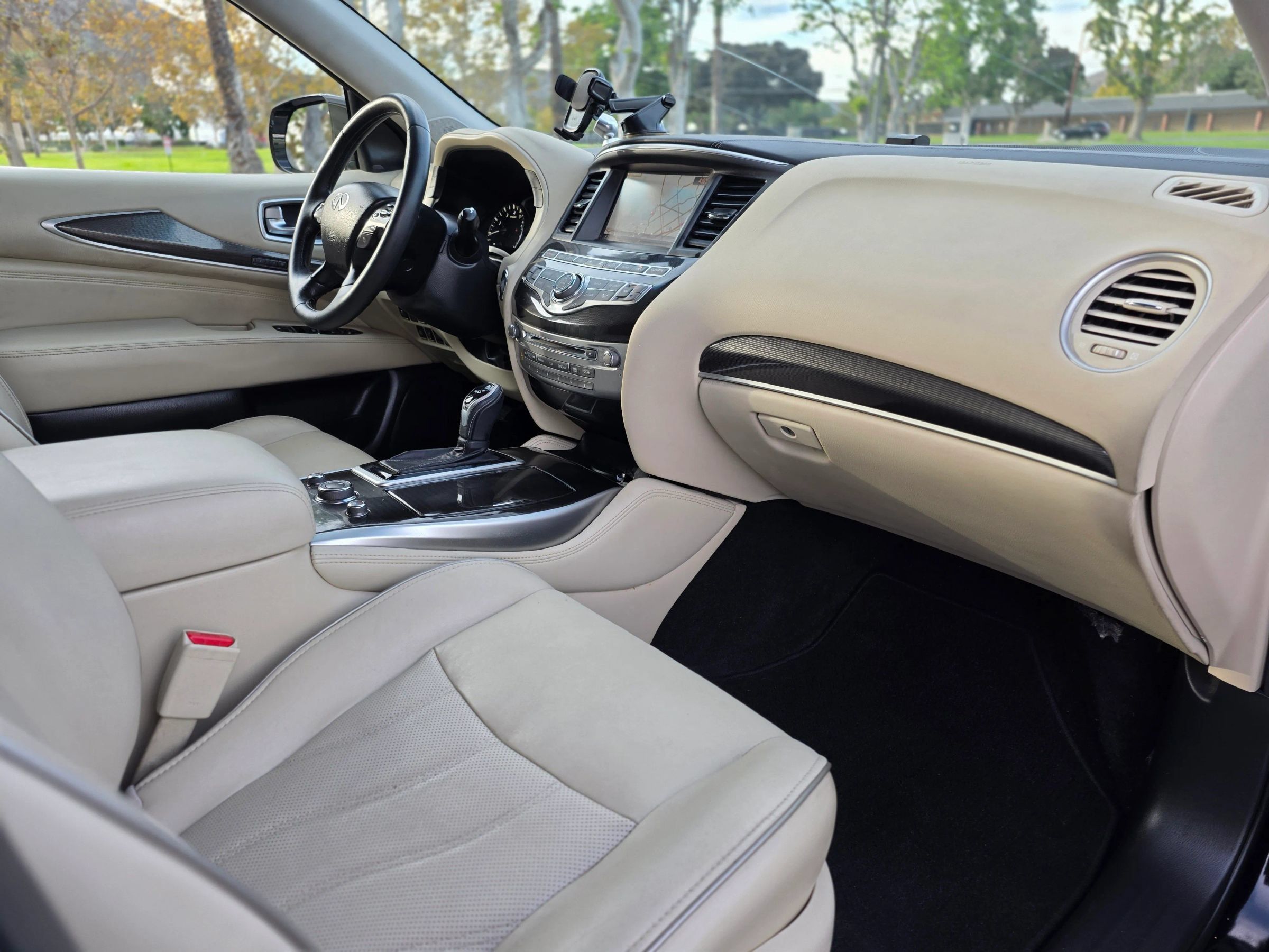 Used 2016 INFINITI QX60 FWD w/ Premium Plus Package image 16