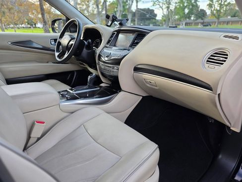 Used 2016 INFINITI QX60 FWD w/ Premium Plus Package image 16