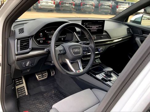 Used 2022 Audi SQ5 Premium Plus image 17