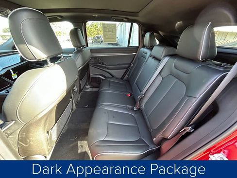 Used 2025 Jeep Wagoneer S Limited image 23