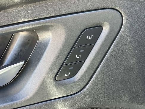 Certified 2023 Nissan Ariya FWD image 19